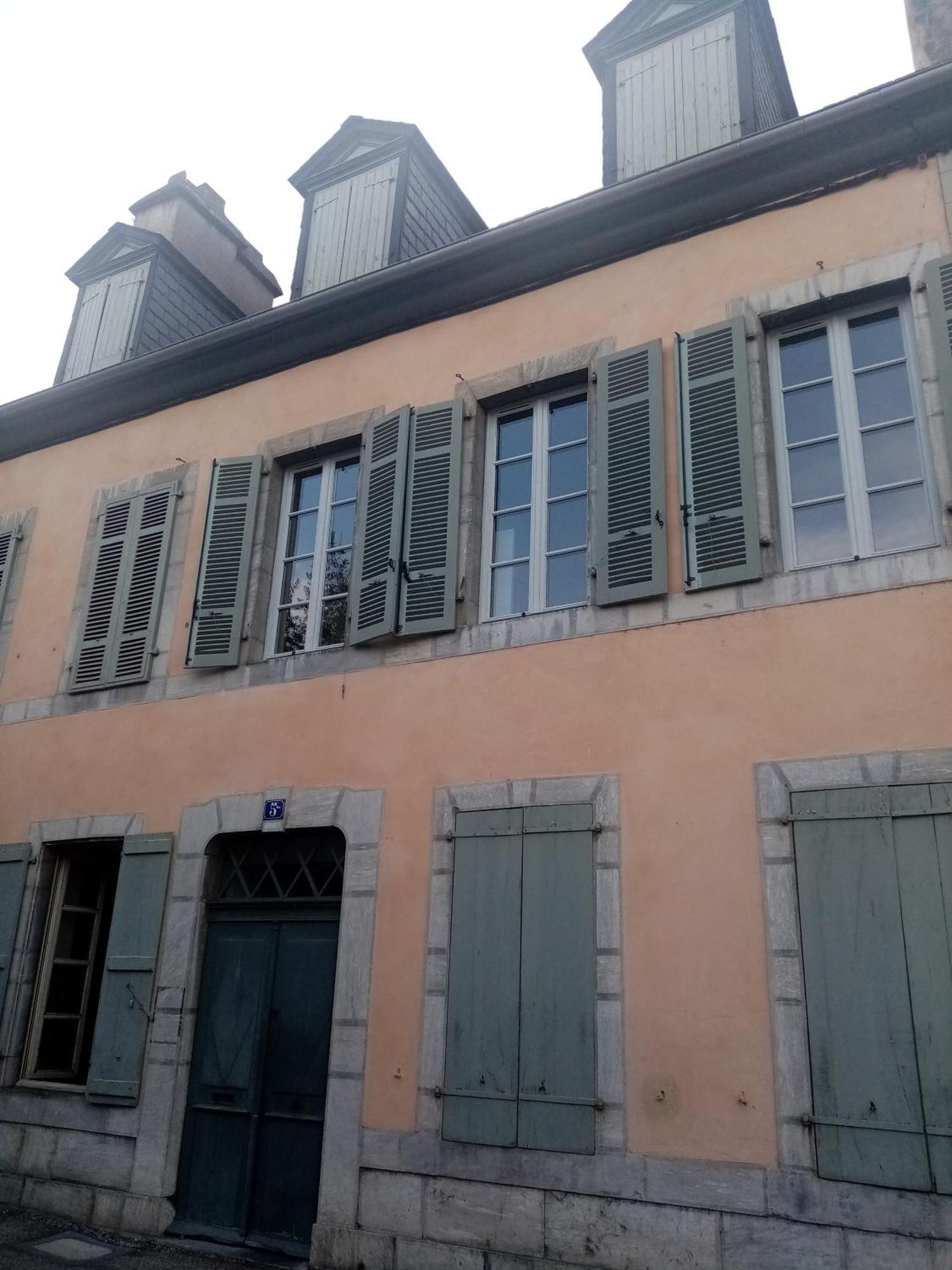 Charmant Appartement Au Centre De Bagnères-de-Bigorre Exterior foto